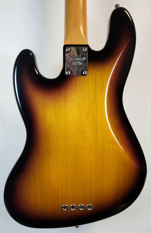 Fender Pre Owned Vintage 2000 American Standard Jazz Bass, RW FB, 3-Color Sunburst W/TSA Case