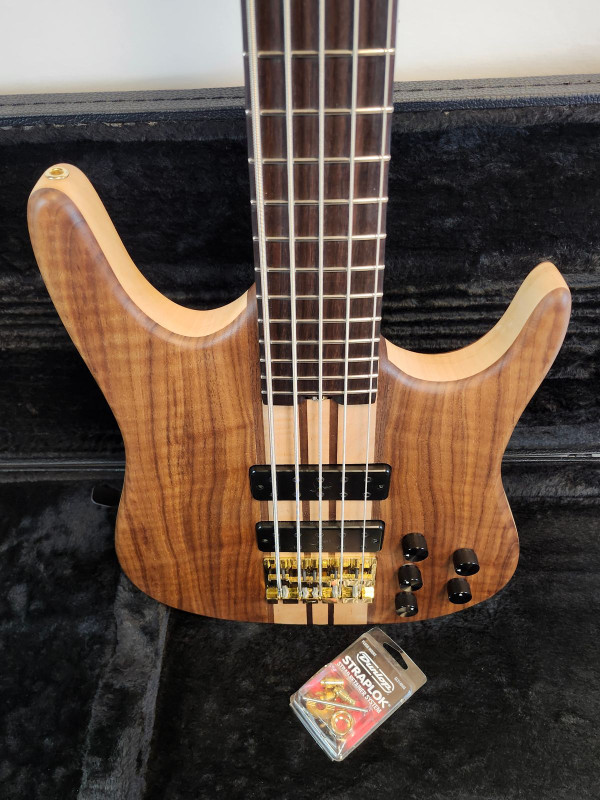 Jones SM1 5 String Brown Walnut and Maple, Boutique  Handmade in England Electric Bass W/Case