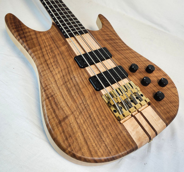 Jones SM1 5 String Brown Walnut and Maple, Boutique  Handmade in England Electric Bass W/Case