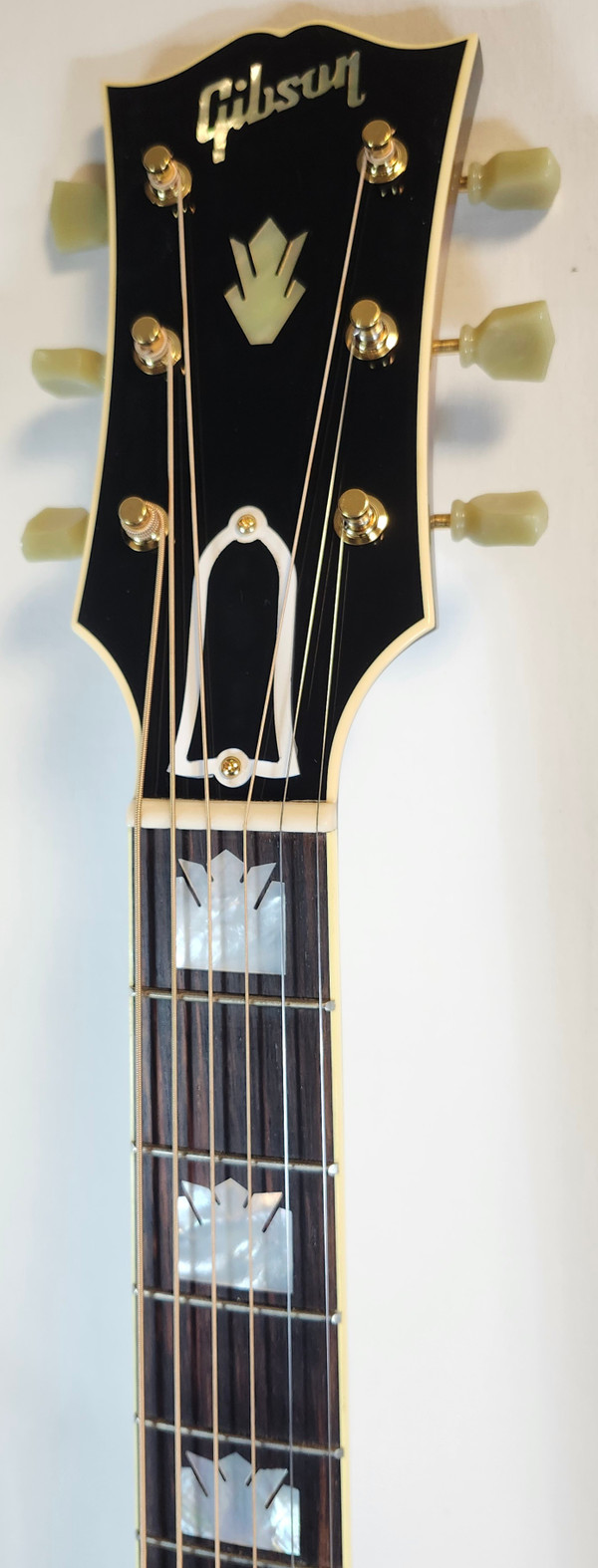 Gibson SJ-200 Original, Vintage Sunburst, W/ Hardshell Case