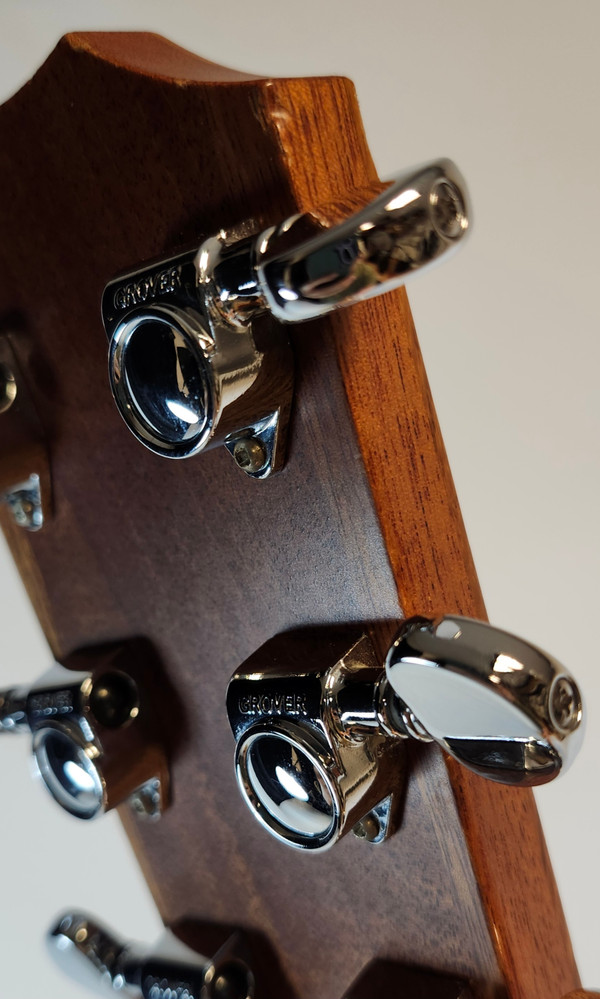Vintage 1995 Taylor 420 Dreadnought, All Solid USA Made Spruce Top w/Figured Maple B&S, Active Pickup, OHSC
