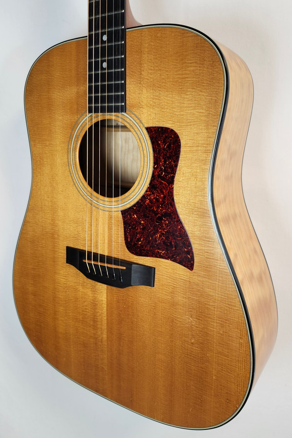 Vintage 1995 Taylor 420 Dreadnought, All Solid USA Made Spruce Top w/Figured Maple B&S, Active Pickup, OHSC