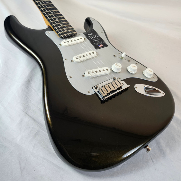 Fender American Ultra II Stratocaster, Texas Tea, W/HSC