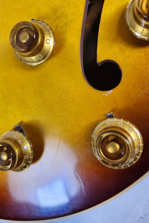 Gibson Custom 1959 ES-335 Reissue, VOS, Vintage Burst, w/HSC