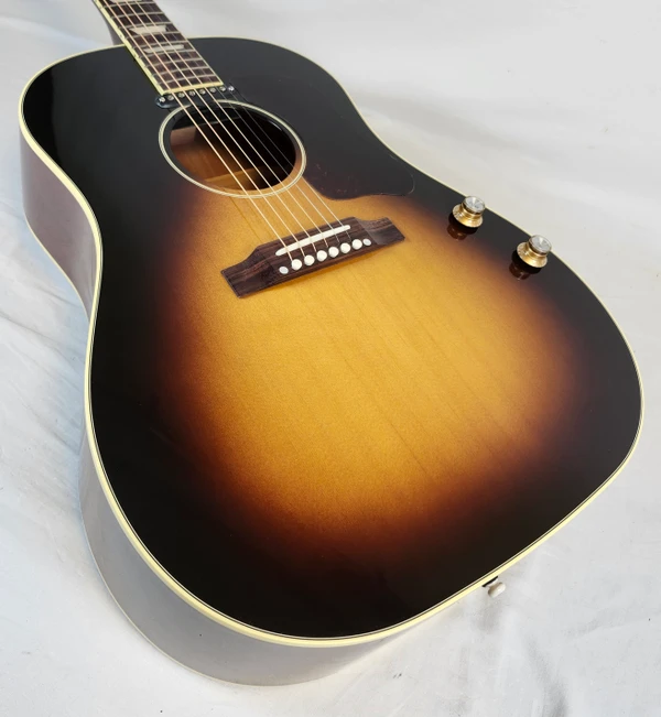 Gibson J-160E Original, Vintage Sunburst, w/HSC