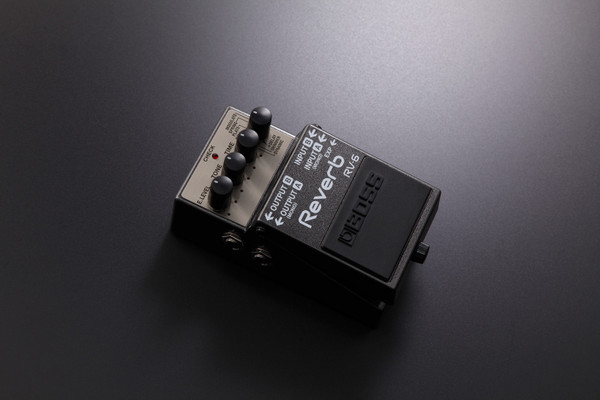 Boss RV-6 Digital Delay/Reverb Guitar Effects Pedal With Newly Developed Algorithm