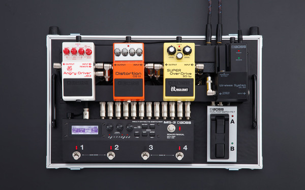 WL-50 Wireless Freedom for Pedalboards