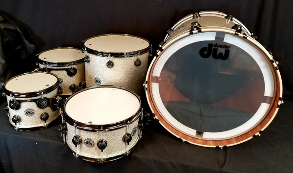 5-Piece Collectors Series Shell Pack, Broken Glass Finish Ply, Mahogany/Cherry Hybrid Shells, Black Nickel Hardware