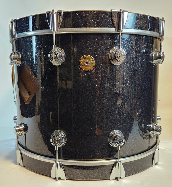 DW Collector’s Series Cherry/Gum Jazz Series – Black Ice Finish with Chrome Hardware