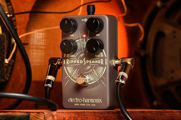 Electro Harmonix Ripped Speaker Old School Fuzz / Distortion Effect Pedal