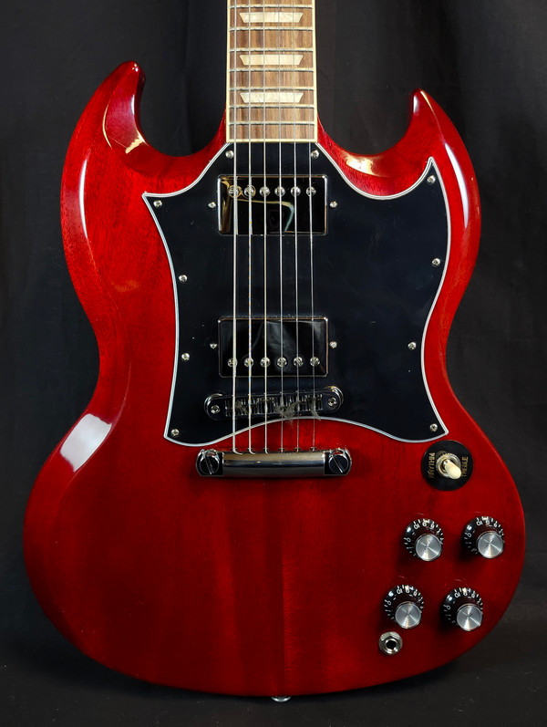 Gibson SG Standard, Heritage Cherry W/Soft Shell Case