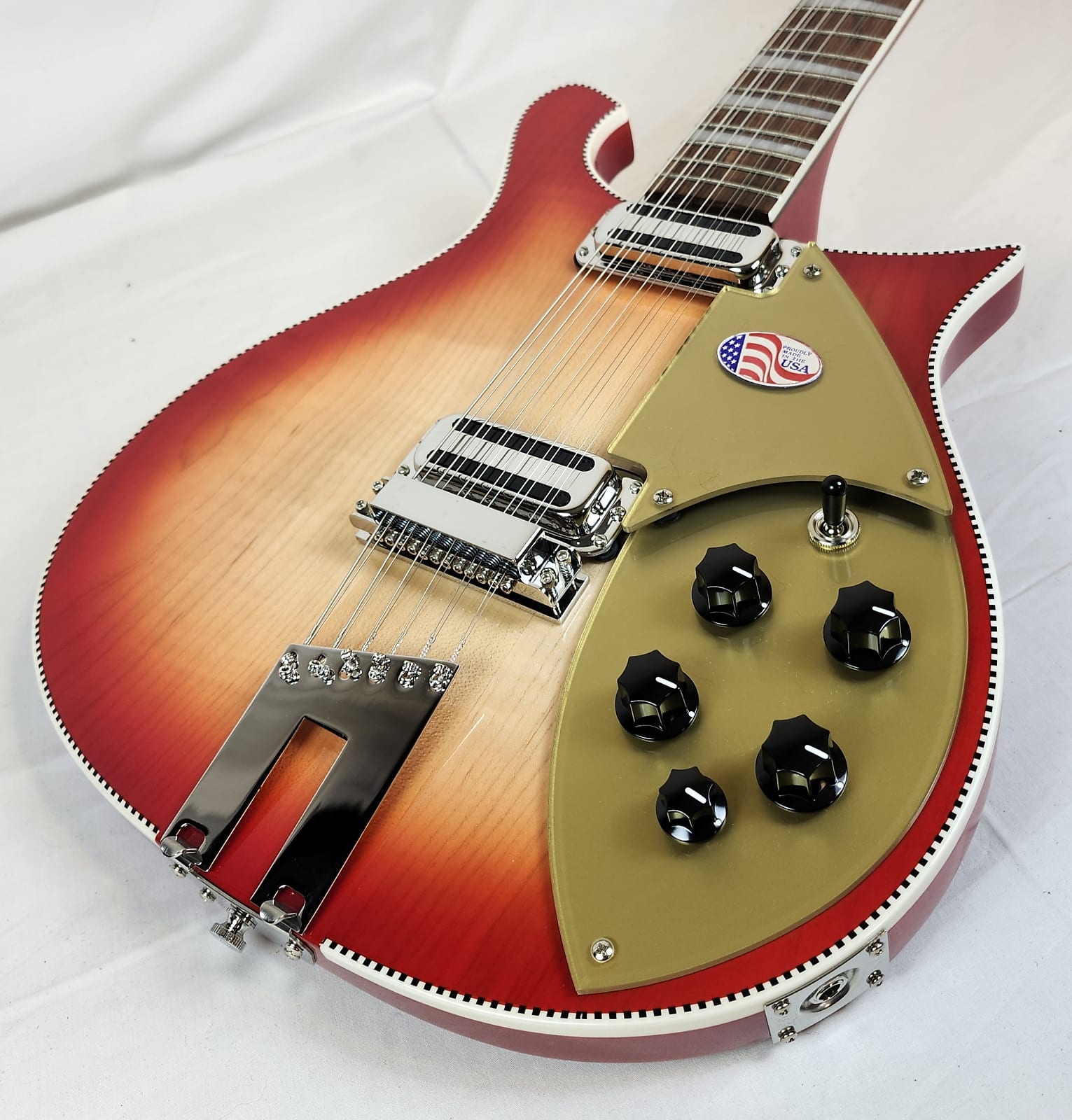 Rickenbacker 660/12 Fire Glo