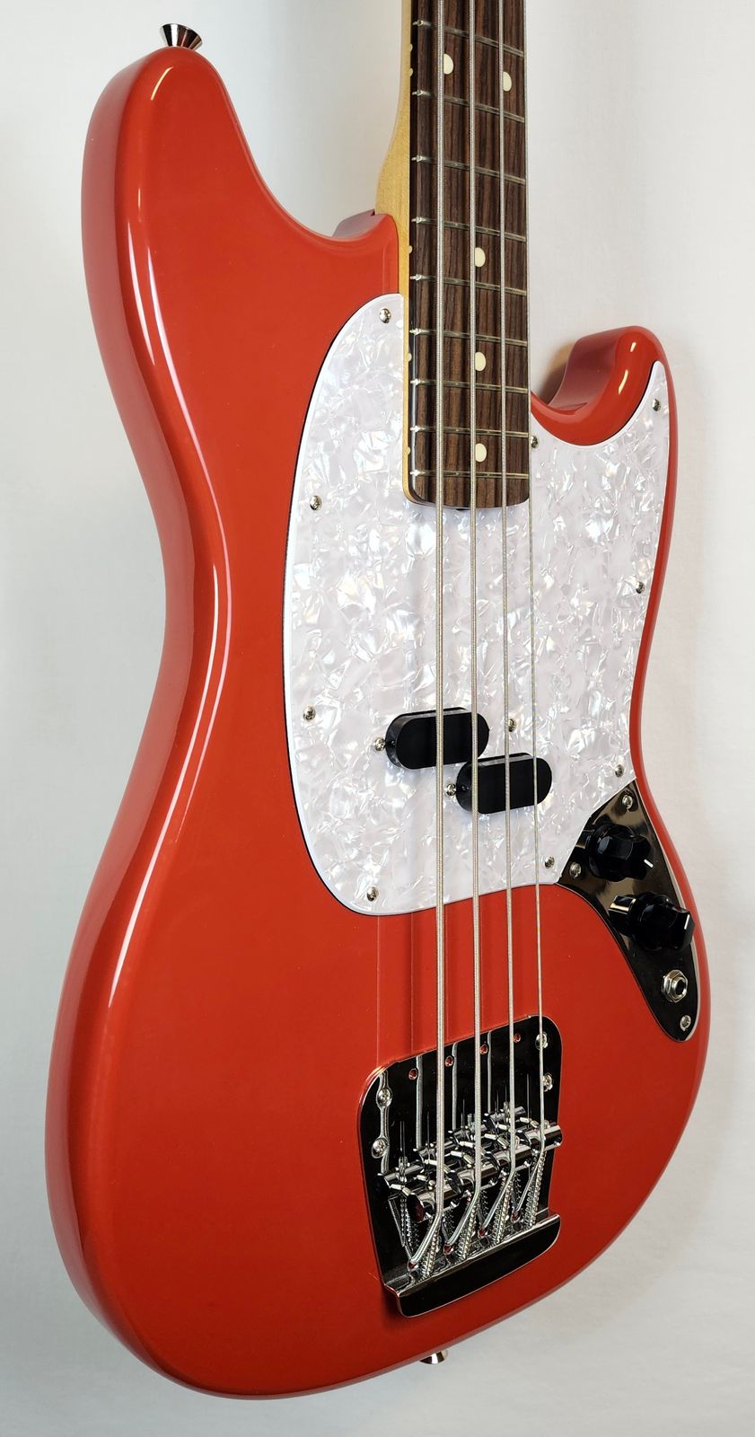 Fender Vintage MB98-70 SD Mustang Bass, CIJ, 1999, Closet Classic