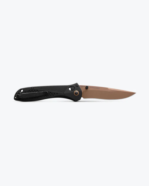 Benchmade Seven | Ten FDE Recurve Drop-Point Blade Benchmade Seven | Ten FDE Recurve Drop-Point Blade