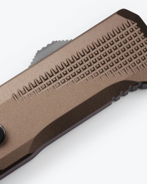 Benchmade 4600DLC-1 Phaeton OTF Auto, FDE (3.45" Black DLC) Benchmade 4600DLC-1 Phaeton OTF Auto, FDE (3.45" Black DLC)