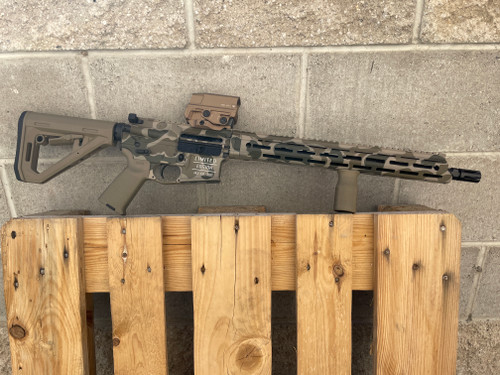 Daniel Defense DDM4 V7 16" Duck Camo w/ Tan Vortex AMG UH-1