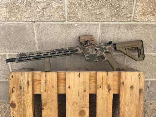 Daniel Defense DDM4 V7 16" Duck Camo w/ Tan Vortex AMG UH-1