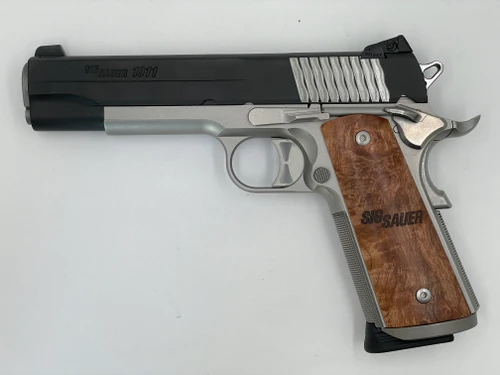 USED Sig Sauer 1911 STX 5" 45acp w/5 mags, Holster