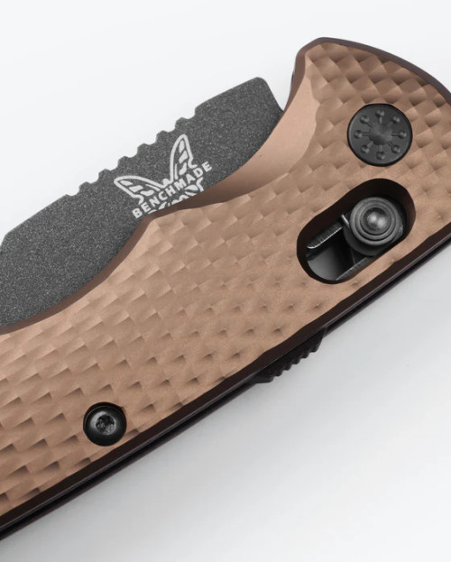 Benchmade Partial Auto Immunity - FDE Benchmade Partial Auto Immunity - FDE