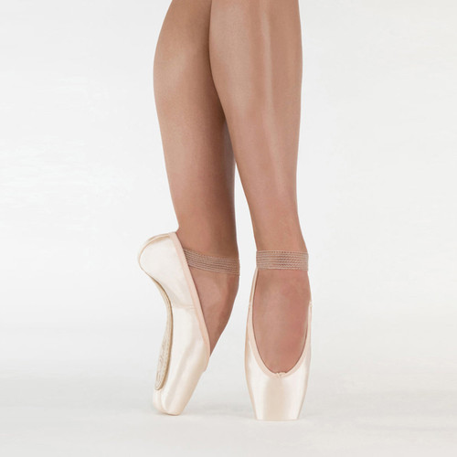 Suffolk Pointe Reign Pointe Shoe - Three Shanks Available