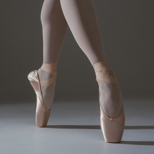 Nikolay 0547N Assoluta Pointe Shoe - Medium Shank