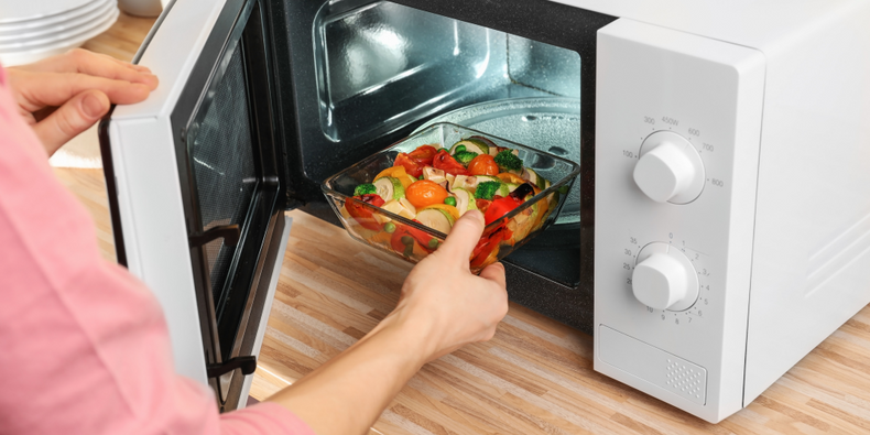 I microonde uccidono i nutrienti?