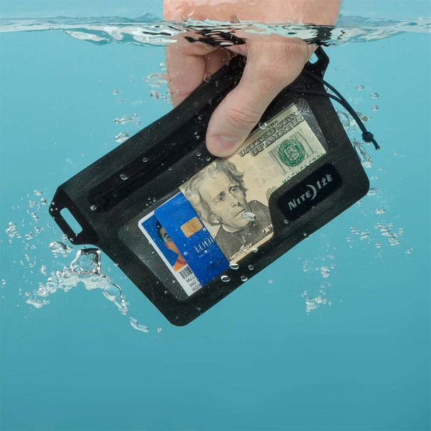 RunOff Waterproof Wallet