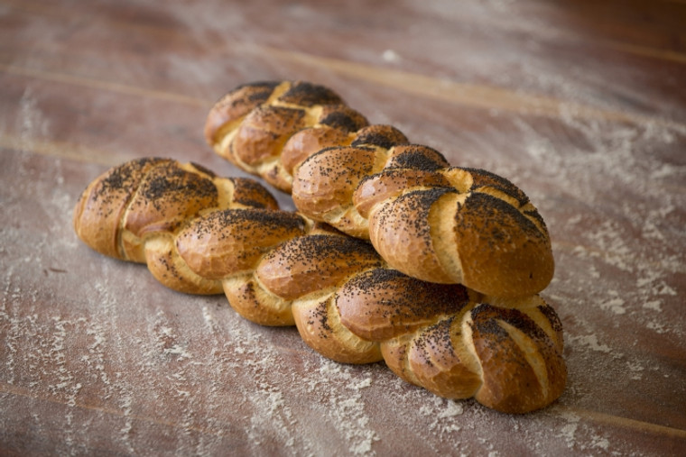 CHALLAH (PLAITED LOAF)