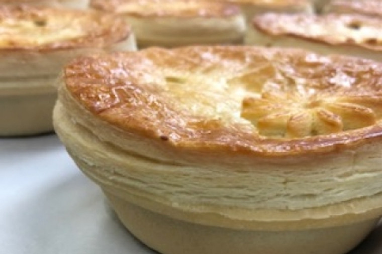 pies - 6 Pack Award Winning Steak and cheese Pie