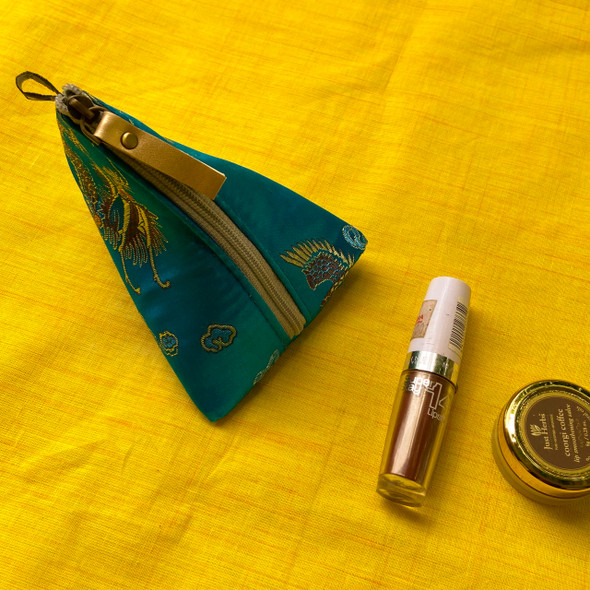 Samosaaa Pouches- Frozen | By Upcyclie | 1.74 Oz | 0.11 lbs