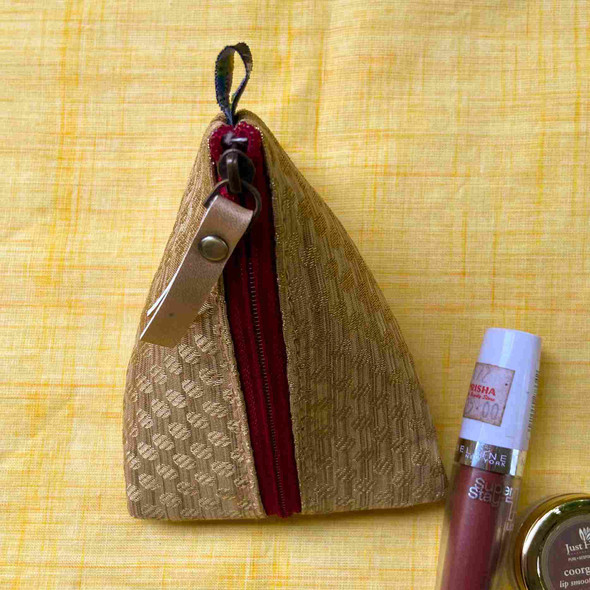 Samosaaa Pouches- Golden SAMOSA | By Upcyclie | 1.74 Oz | 0.11 lbs