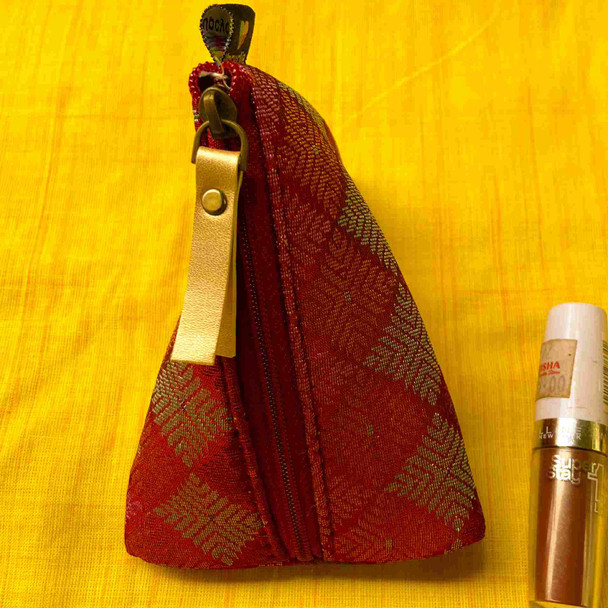 Samosaaa Pouches- Assorted Samosaas | By Upcyclie | 1.74 Oz | 0.11 lbs