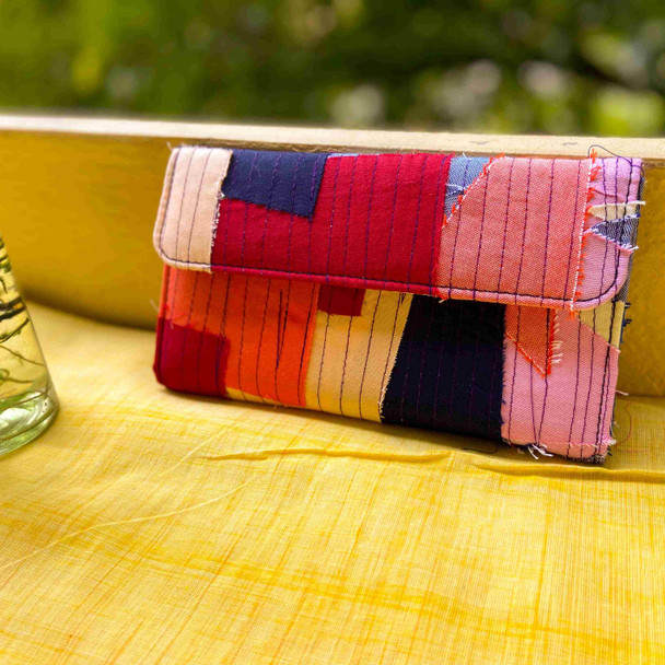 Ecofriendly Upcycled Wallets | By Upcyclie | 4.18 Oz | 0.26 lbs