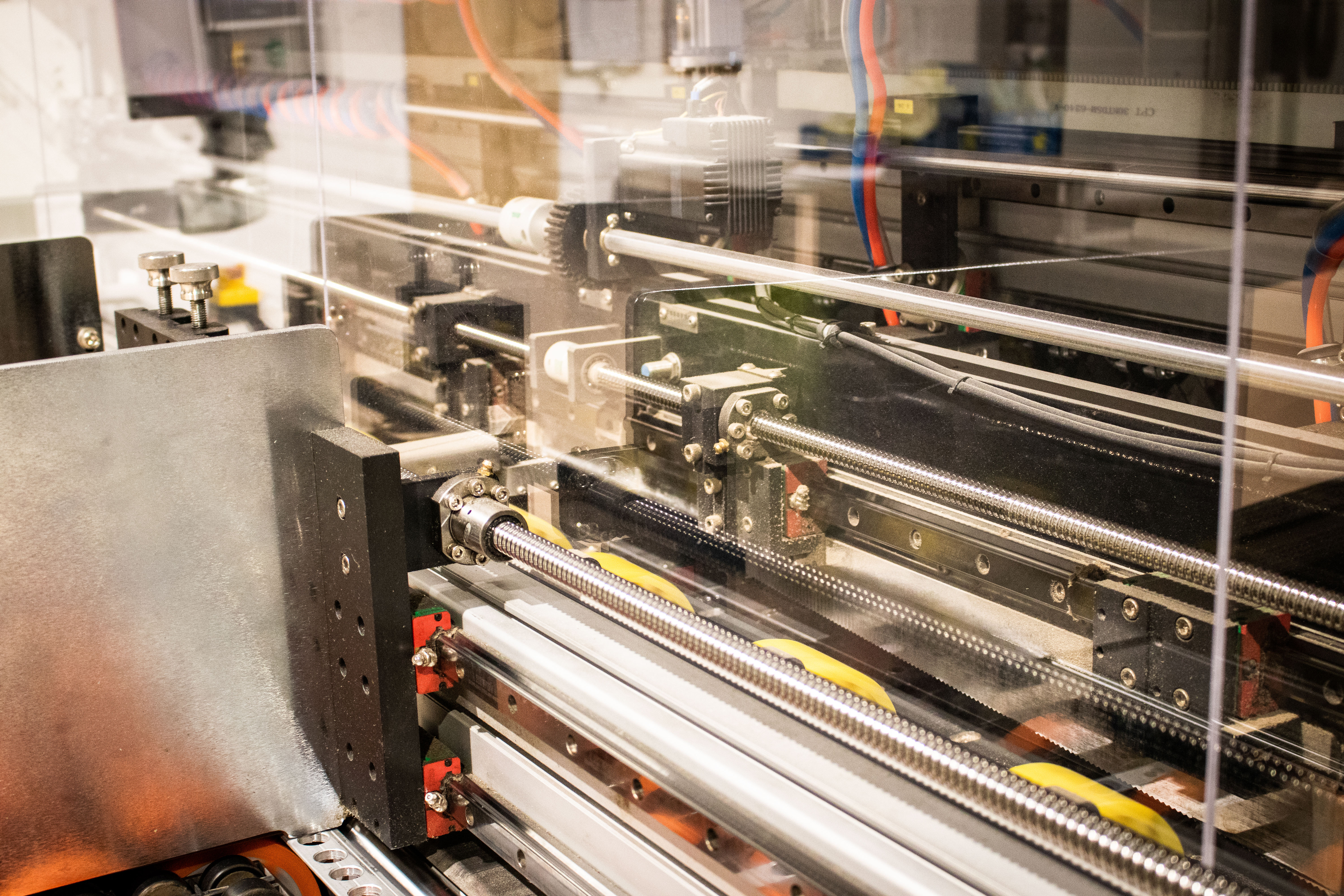 Box cutting machine