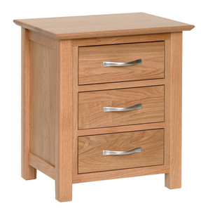 Windsor Oak 3 Drawer Bedside Table Windsor Oak 3 Drawer Bedside Table
