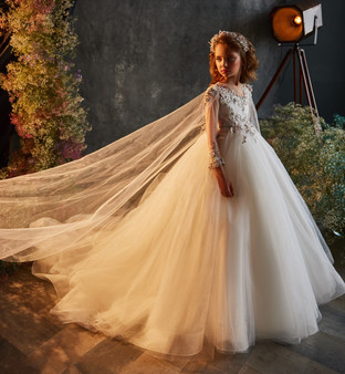 QueenLine New Arrival Flower Girl Dress Princess Pageant Gown Beaded Lace Wedding Party Dress Long Sleeve Girls Dresses with Cape