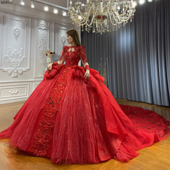 QueenLine Original Design Luxury Red Lace Appliques Wedding Dress