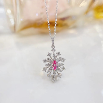 QueenLine Solid 18K Gold Nature 0.13ct Pink Diamonds Pendants Necklaces