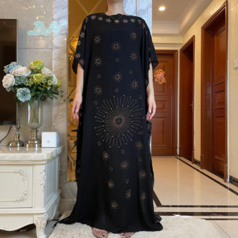 QueenLine New African Oversize Chiffon African Loose Design Diamond  Length 140cm  Wide 115cm