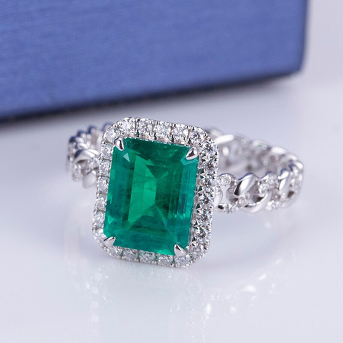 QueenLine Lab Grown Emerald Jewelry Ring White Gold