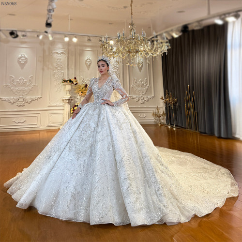 QueenLine Customized Full Beading V-neckline Wedding Dress