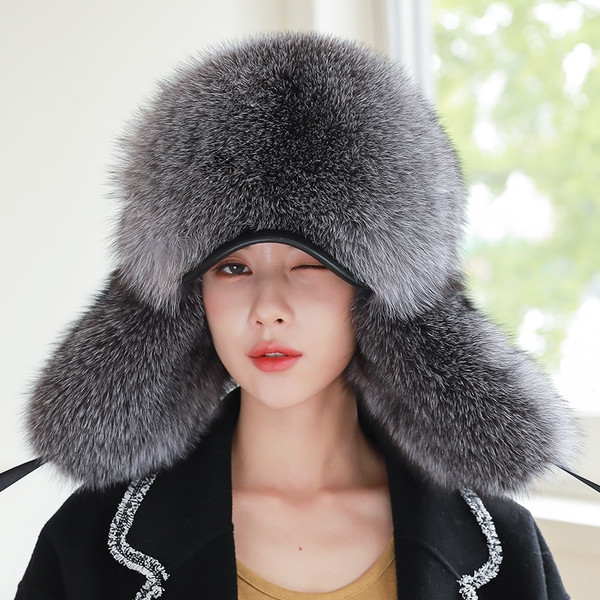 QueenLine New Women Silver Fox Fur Hats Beanies Winter Warm Fur Ear Protection Hats Russian Warm Fox Bomber Hats Peaked Caps