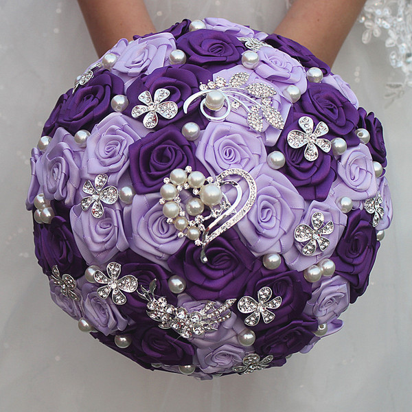 QueenLine Purple Lilac Satin Ribbon Wedding Bridal Bouquets Diamond Pearls Artificial Flower Rhinestones Quinceanera Bouquets W1255