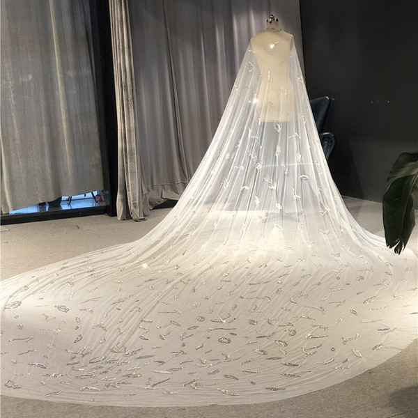 QueenLine High Quality Luxurious Heavy Gold and Silver Beads 5 Meters Ivory Tulle Bridal Wedding Veil