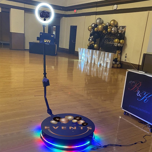 QueenLine Automatic 360 Photo Booth Degree Camera Video Spinner Free Logo Photomaton 360 Rotating Selfie Machine 