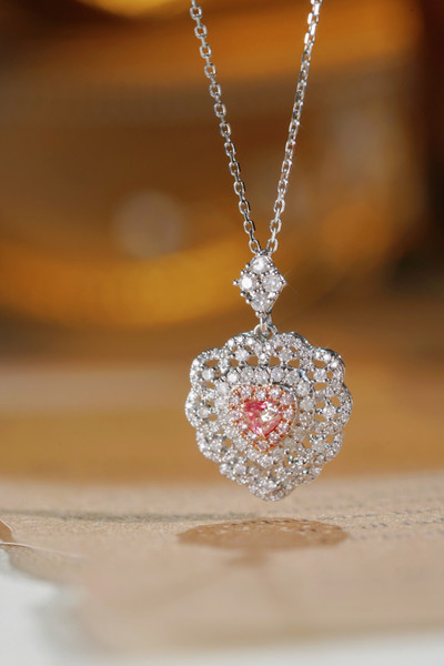 QueenLine Solid Gold Nature 0.60ct Pink Diamonds Pendants Necklaces