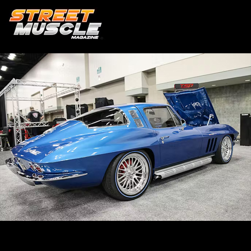 Street Muscle Magazine:Mike Smith’s Sleek 1965 Restomod Corvette