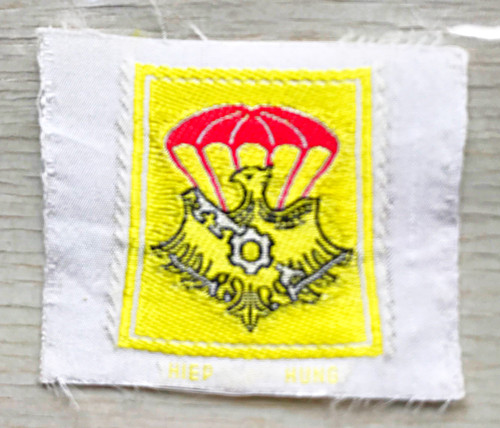 vietnam sv parachute support battalion yellow  patch