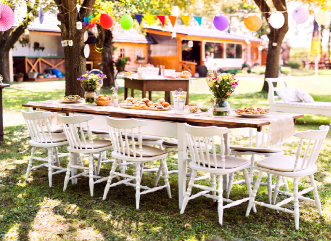 How to Throw a Great Garden Party