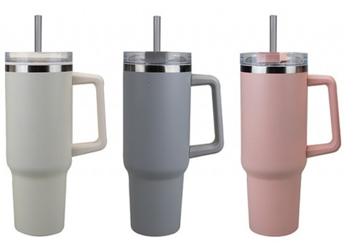Large Drinking Cup with Straw (Assorted) Large Drinking Cup with Straw (Assorted)